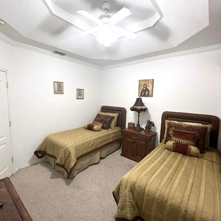 Beautifully Furnished 3Bd 2Br Pool Gated Condo In Mcallen, Tx ฟาร์ ภายนอก รูปภาพ