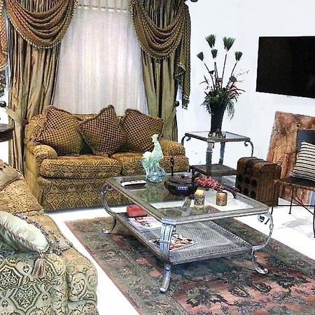 Beautifully Furnished 3Bd 2Br Pool Gated Condo In Mcallen, Tx ฟาร์ ภายนอก รูปภาพ