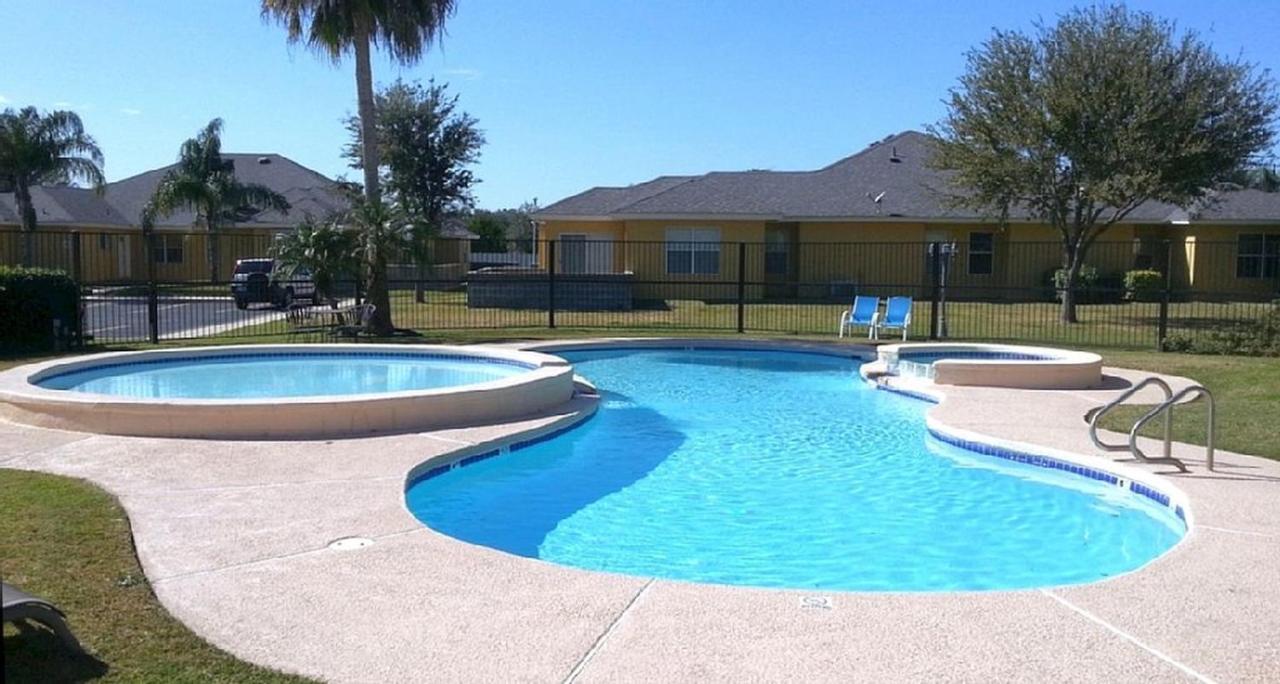 Beautifully Furnished 3Bd 2Br Pool Gated Condo In Mcallen, Tx ฟาร์ ภายนอก รูปภาพ